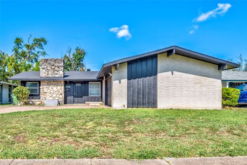 2305 Nottingham Dr, Garland, TX, 75041-1350 | Card Image