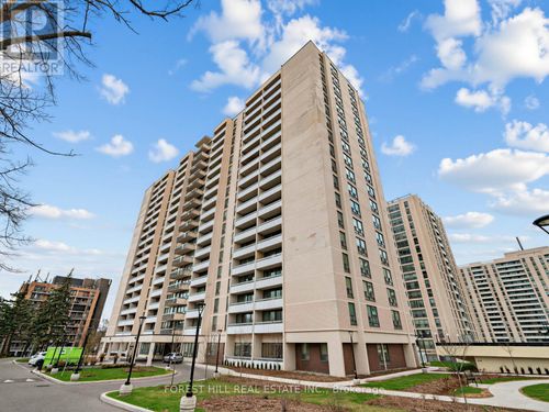 114-140 Elm Ridge Drive, Toronto (Briar Hill-Belgravia), ON, M6B1B1 | Card Image