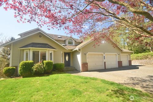 15915 66th Avenue Nw, Stanwood, WA, 98292 | Card Image