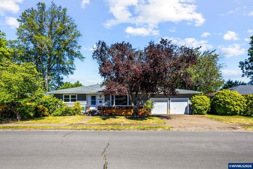 1127 Nw 18th St, Corvallis, OR, 97330 | Card Image