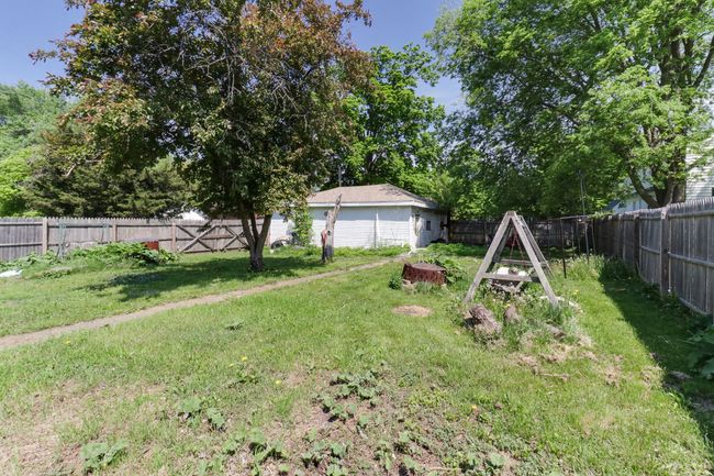 201 E Boundary St, House other with 4 bedrooms, 2 bathrooms and 2 parking in Stanford IL | Image 26