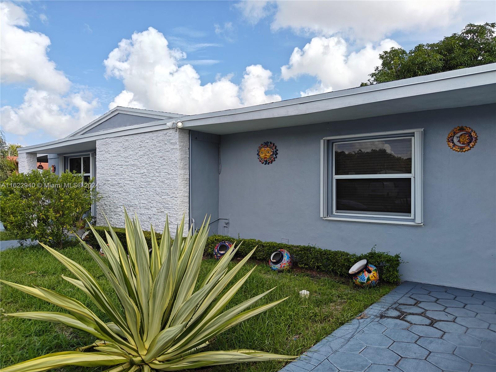 62nd St, Hialeah, FL 33012