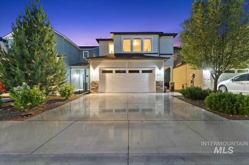 2121 S Hills Ave, Meridian, ID, 83642-7363 | Card Image