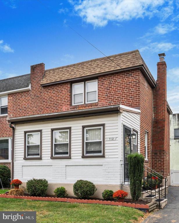2nd Ave, Folsom, PA 19033