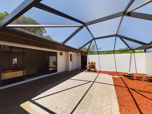 6256 - 6256 Mirror Lake Ct, Condo with 2 bedrooms, 2 bathrooms and null parking in Sebastian FL | Image 22