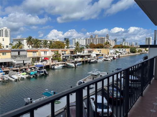 303-3545 Ne 166th St, North Miami Beach, FL, 33160-3884 | Card Image