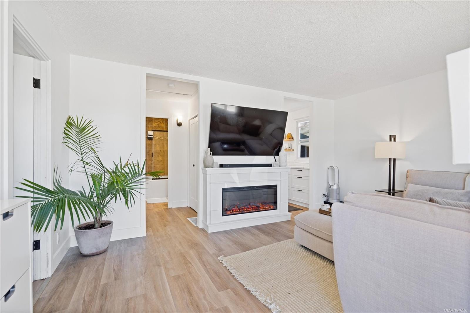 Residential in Esquimalt 2