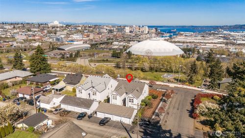 a-d-522 E 32nd Street, Tacoma, WA, 98404 | Card Image