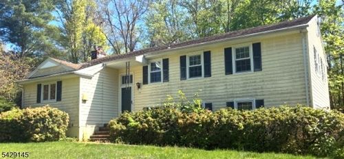 156 Goltra Dr, Basking Ridge, NJ, 07920-2450 | Card Image