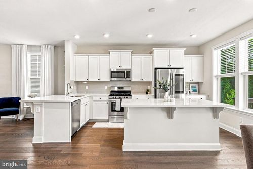 12 Sullivan Way, MARLTON, NJ, 08053-5322 | Card Image