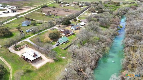 398 Red Bird Ln, Kingsbury, TX, 78638-1901 | Card Image