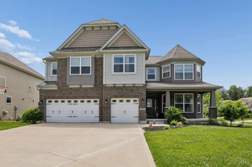 1307 Autumn Run Dr, Hamilton Twp, OH, 45039-5096 | Card Image