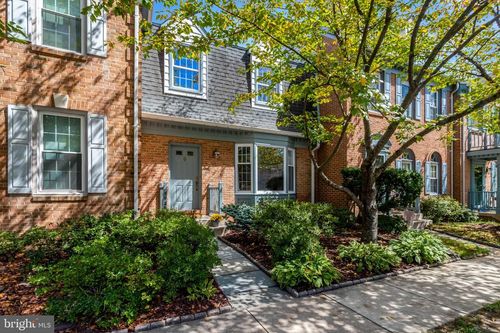 5928 Wescott Hills Way, ALEXANDRIA, VA, 22315-4741 | Card Image