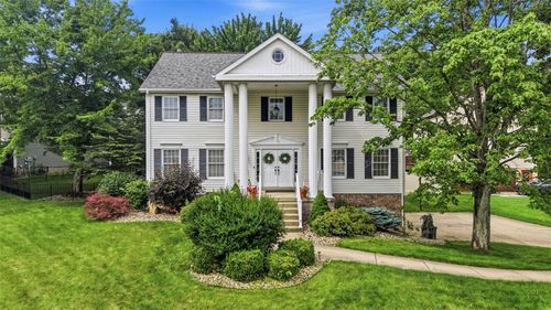 604 Jennifer Dr, Cranberry Twp, PA, 16066-7410 | Card Image