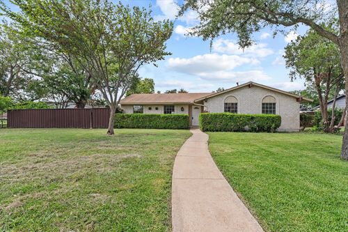 2804 Royal Oaks Dr, Plano, TX, 75074-2906 | Card Image