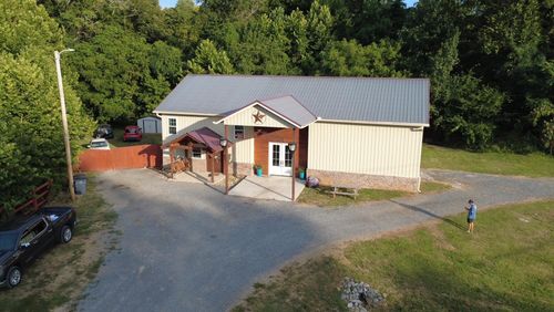 2519 Shields Ferry Rd, Morristown, TN, 37814-5329 | Card Image