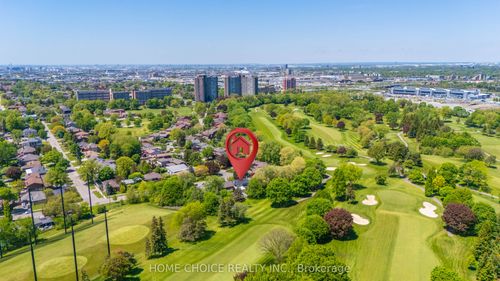 43 Golfwood Hts, Etobicoke, ON, M9P3L8 | Card Image