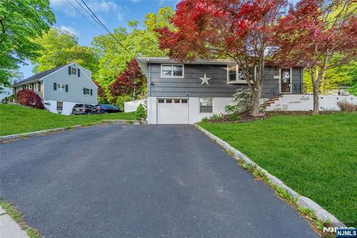 46 Rafkind Rd, Bloomingdale, NJ, 07403-1551 | Card Image