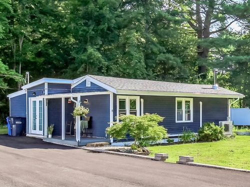 8 Chappell St, Chaplin, CT, 06235-2702 | Card Image