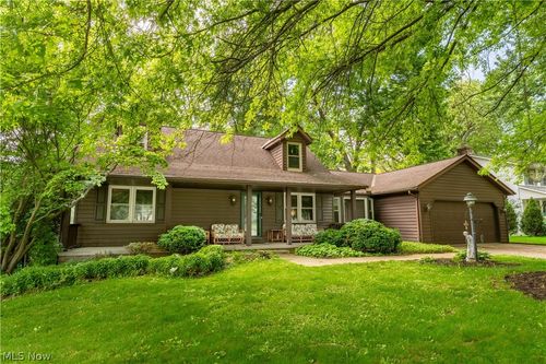 1649 Harmony Ln Sw, North Canton, OH, 44709-4204 | Card Image