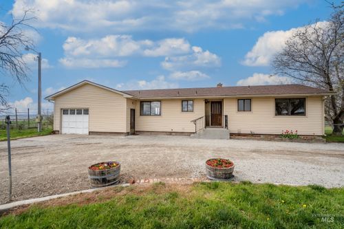 8989 Hillview Rd, Emmett, ID, 83687 | Card Image
