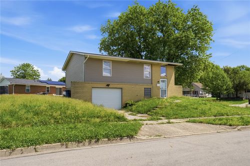 1805 Coretta Ct, Dayton, OH, 45417-4522 | Card Image