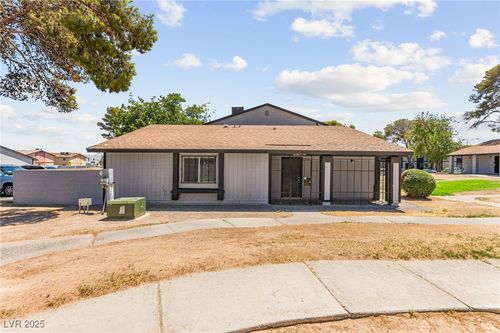 apt-c-3521 Mercury St, North Las Vegas, NV, 89030-4528 | Card Image