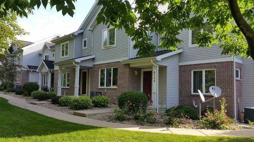 6735 - 6749 Raymond Road, Madison, WI, 53719 | Card Image