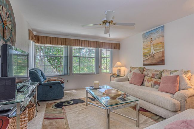 2007 - 2007 Palm Beach Trace Dr, Condo with 2 bedrooms, 2 bathrooms and null parking in Royal Palm Beach FL | Image 17
