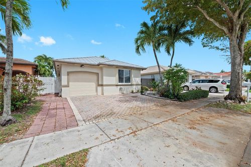 7045 SW Sw 161st Pl, Miami, FL, 33193-4400 | Card Image