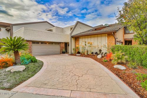 2393 Windward Cir, Westlake Village, CA, 91361-3438 | Card Image