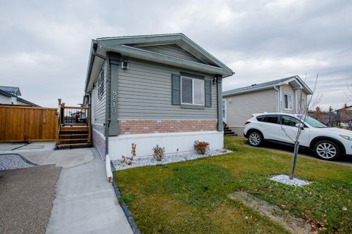 8810 89 Ave, Grande Prairie, AB, T8X0G2 | Card Image