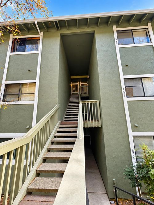 23-8729 Mountain Boulevard, Oakland, CA, 94605 | Card Image