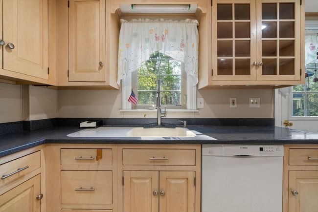 89 Lewis Ave, House other with 3 bedrooms, 2 bathrooms and 2 parking in Walpole MA | Image 11