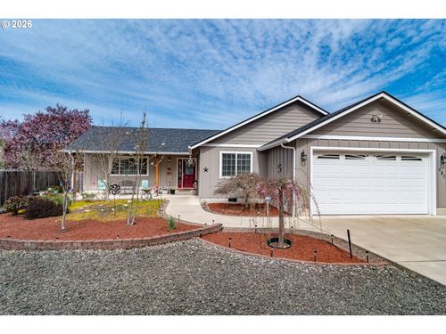 483 S State St, Sutherlin, OR, 97479-9853 | Card Image