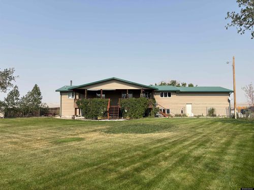 11 Terry Terry Ln, Shoshoni, WY, 82649-8725 | Card Image