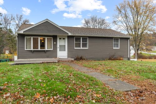 10 Green Acres Ln, North Grosvenordale, CT, 06255-1002 | Card Image