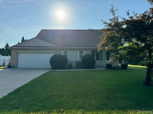 5028 Abington Dr, Troy, MI, 48085-3412 | Card Image