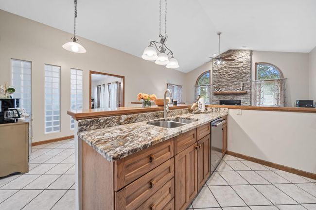 1448 Eagle Way, Condo with 4 bedrooms, 3 bathrooms and null parking in Marion OH | Image 24