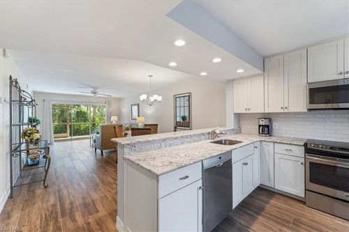 apt-d101-3012 Sandpiper Bay Cir, NAPLES, FL, 34112-5640 | Card Image