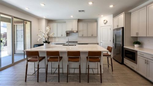 1072 Blue Range Way, Roseville, CA, 95747-4497 | Card Image
