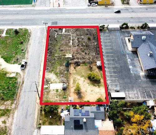 1836 Niles Street, Bakersfield, CA, 93305 | Card Image