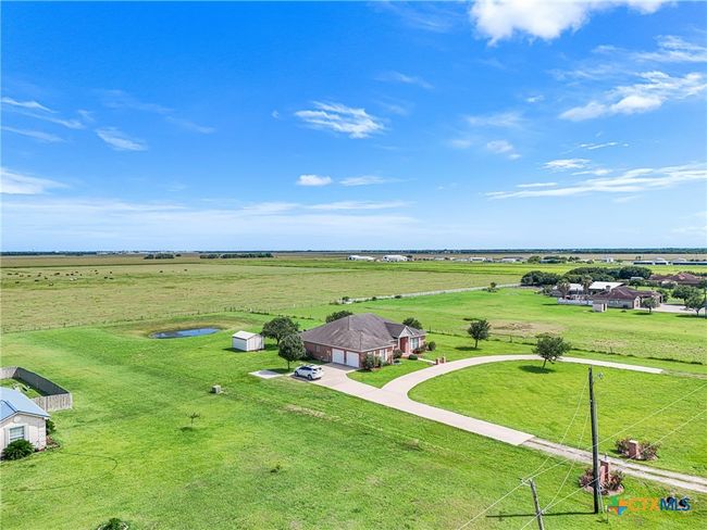 444 E Maxwell Ditch Rd, House other with 3 bedrooms, 2 bathrooms and null parking in Port Lavaca TX | Image 7