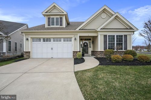 2 Alverley Cir, MEDFORD, NJ, 08055-4040 | Card Image