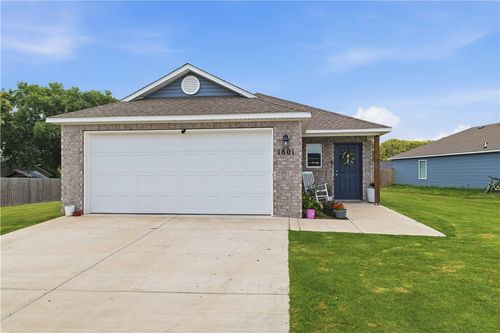 1801 E Annette Dr, Siloam Springs, AR, 72761-6055 | Card Image