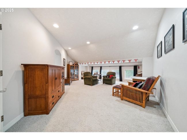 1276 Nw Meadows Dr, House other with 4 bedrooms, 3 bathrooms and 3 parking in McMinnville OR | Image 32
