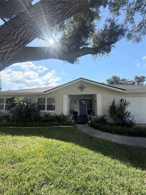 1995 Arvis Cir E, CLEARWATER, FL, 33764-6420 | Card Image