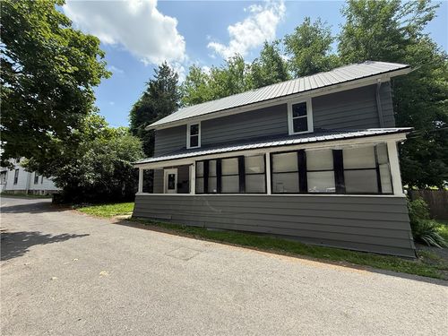 2 Guilfoil Ave, Auburn, NY, 13021-2310 | Card Image