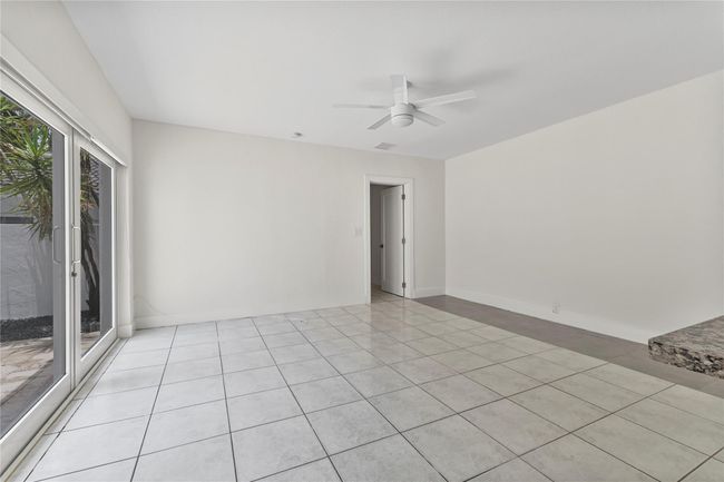 2356 Sw 16 Th Ave, Townhouse with 4 bedrooms, 3 bathrooms and null parking in Miami FL | Image 10