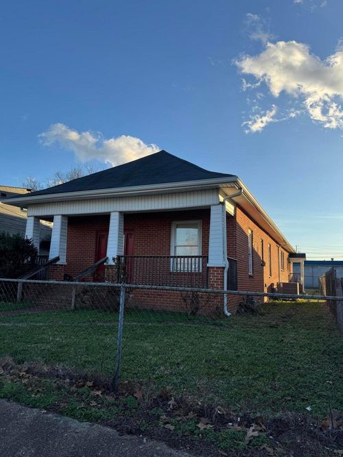2416 Kirby Ave, Chattanooga, TN, 37404-3805 | Card Image